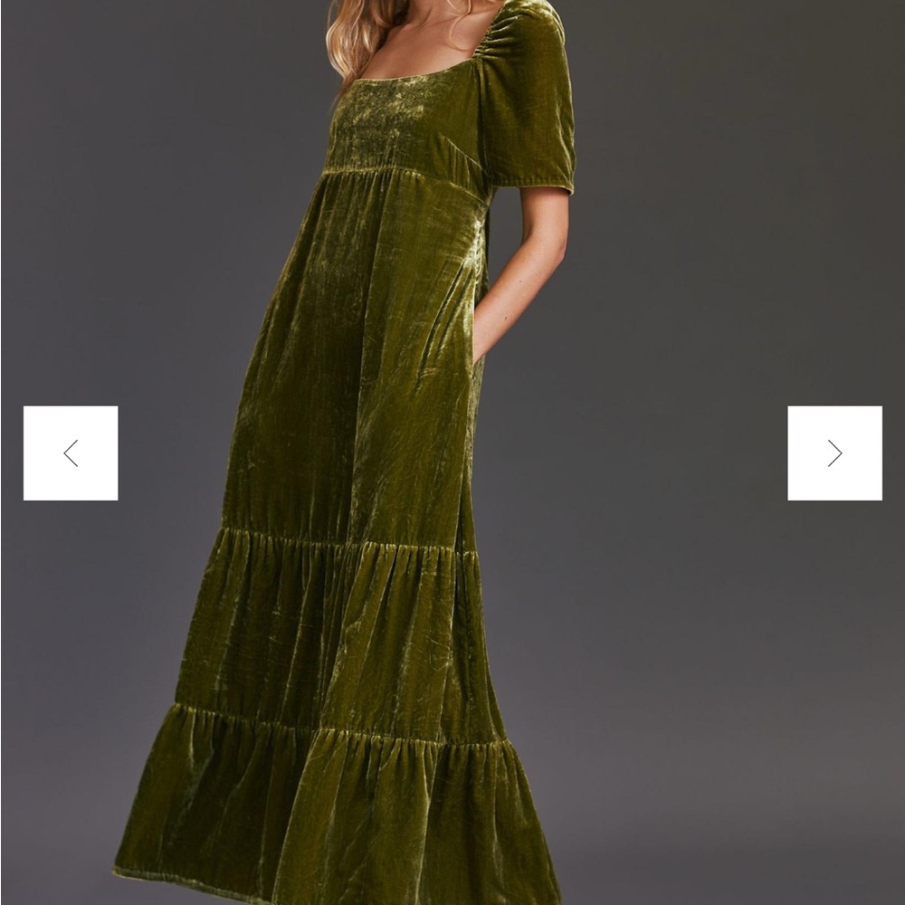 NWT Velvet Empire Waist Midi Dress